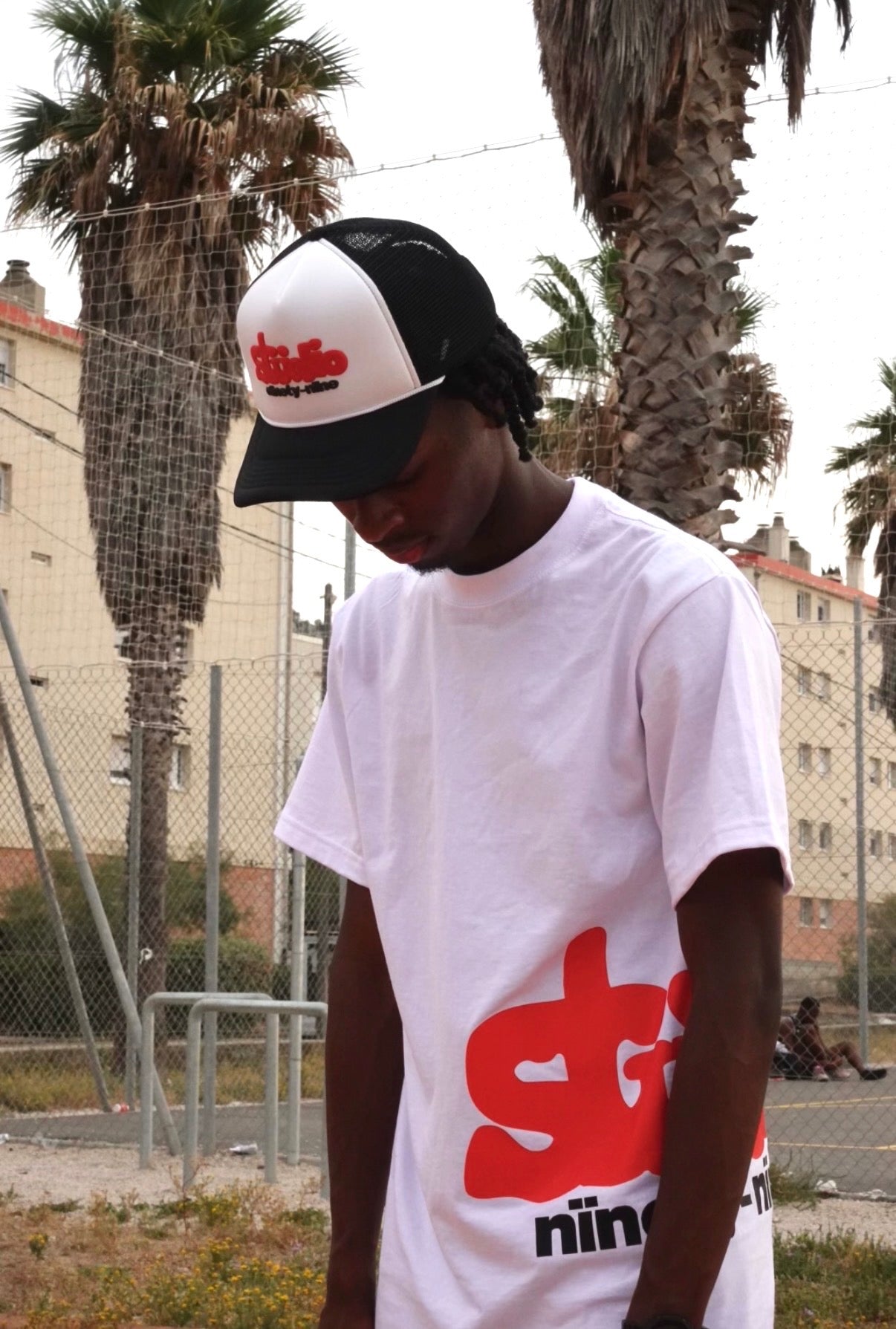 T-Shirt + Caps STUDIO99